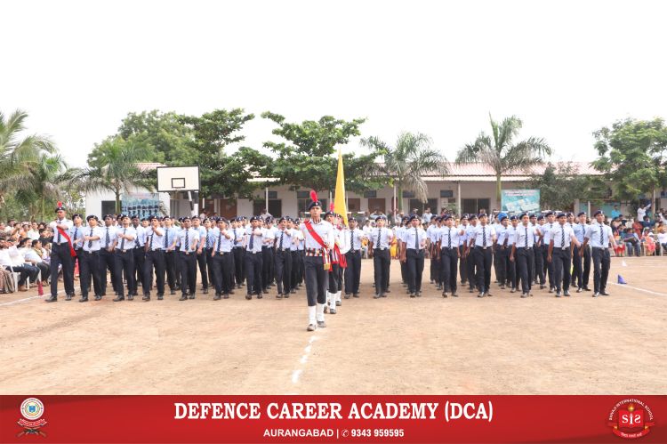 flag-march-defence-career-academy-in-maharashtra-army-public-school-in-aurangabad
