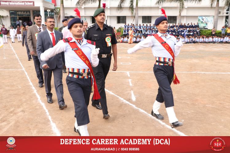 welcoming-guest-best-navy-academy-in-aurangabad-indian-navy-academy-aurangabad